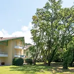 Apartamento T2 Au Calme - 200m De La